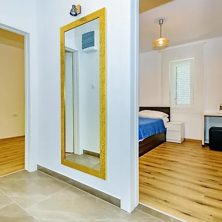 Tena Jadera Apartament